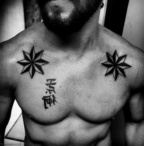 tatuajes pequeos para el pecho|30 ideas de TATUAJES EN EL PECHO de hombre/mujer。